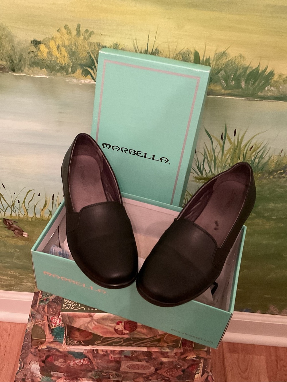 MARBELLA “NANCY” BLACK LEATHER SLIPON LOAFER FLATS SIZE 7M